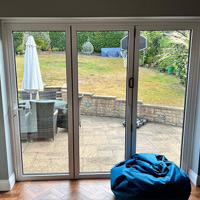 Bi-folding door