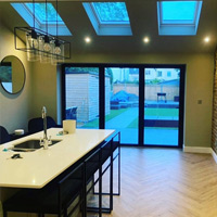 Bi-folding door
